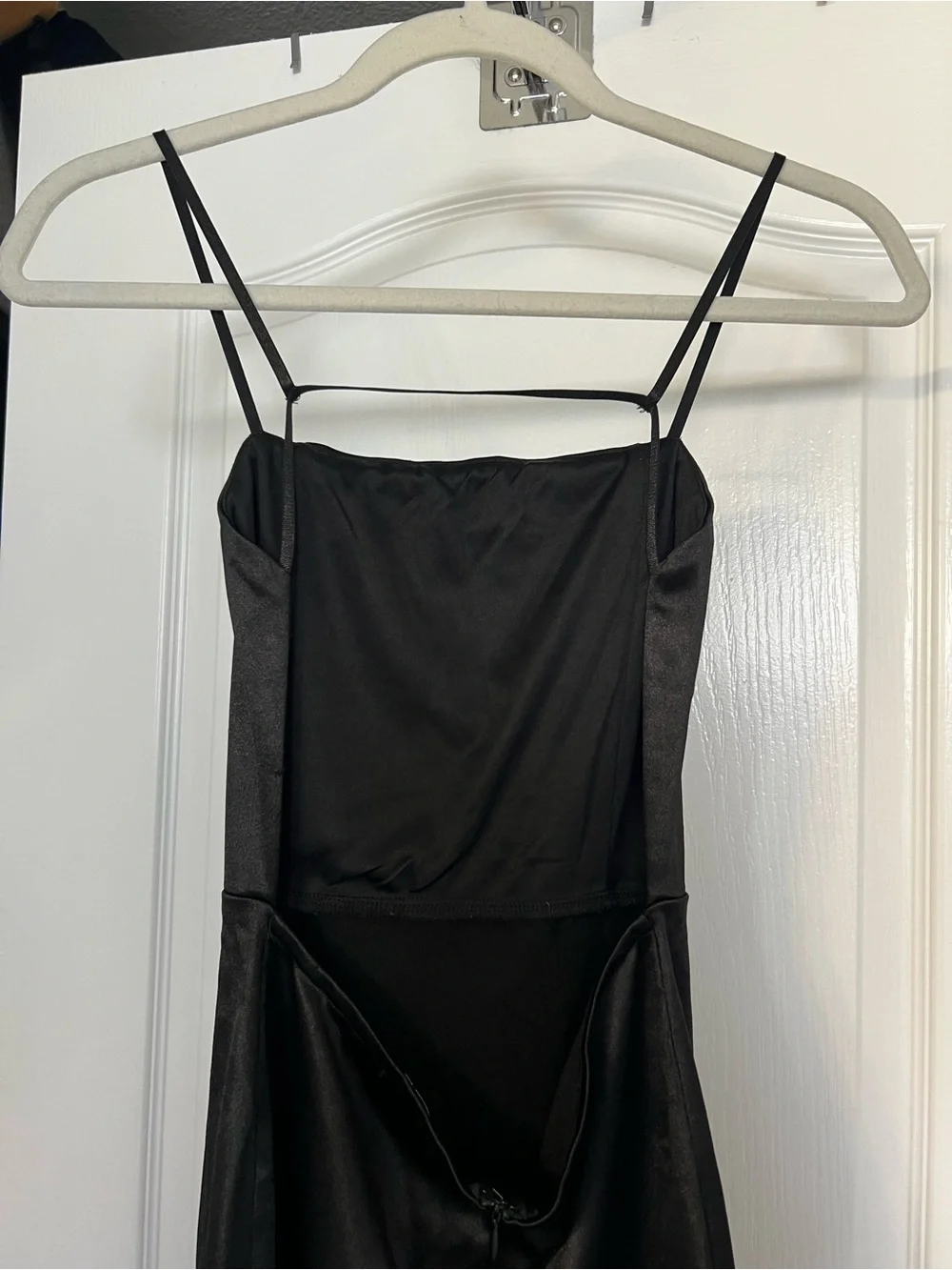 Classic Black Spaghetti-Strap Backless Mini Dress